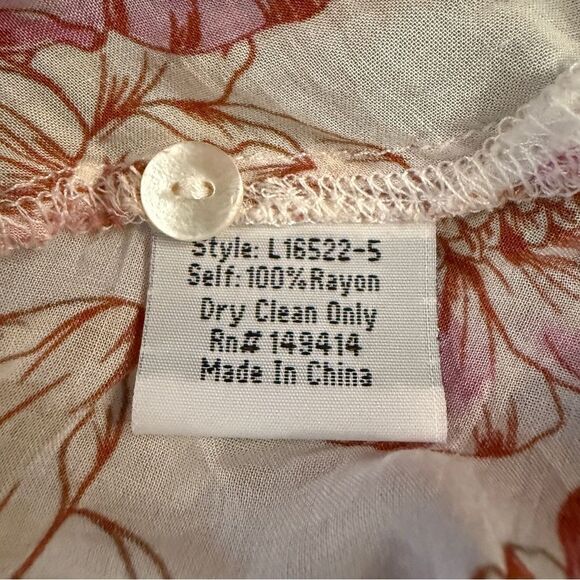 Johnny Was Isla Floral-Print Button-Down Shirt - Picture 6 of 7